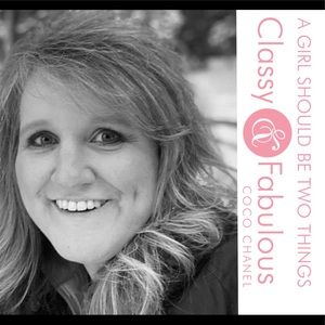 Meet your Posher, Denise